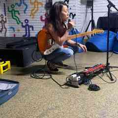 Eunice Keitan - singer, songwriter, performer