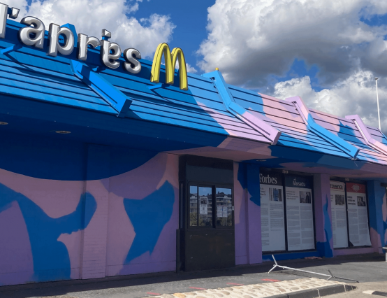 Marseille McDonalds occupied illegally to give back to the community