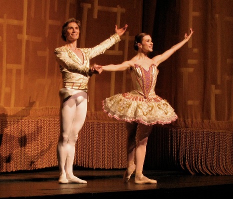 Irina Dvorovenko and Maxim Beloserkovsky, American Ballet … | Flickr