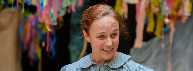 Interview with actress Emma Manton