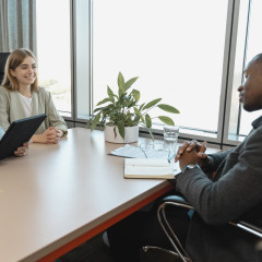 How to improve your job interview success by creating greater rapport