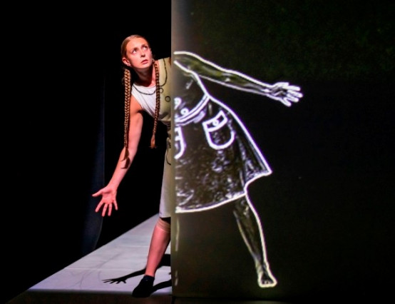 Jasmin Vardimon Dance Company: ALiCE review