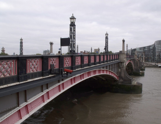 Climate activists block London bridges after Insulate Britain protesters jailed