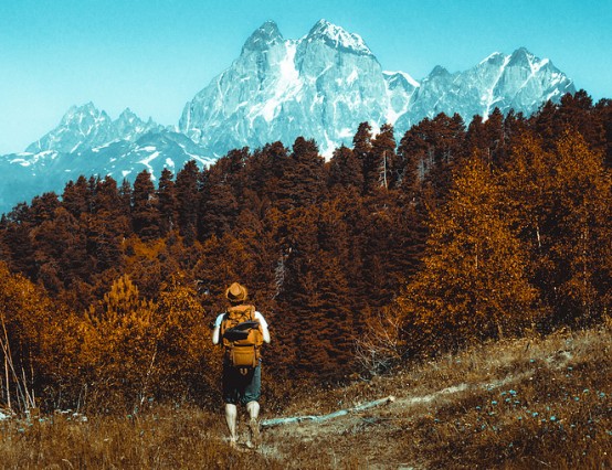 Guide to Backpacking on a Budget